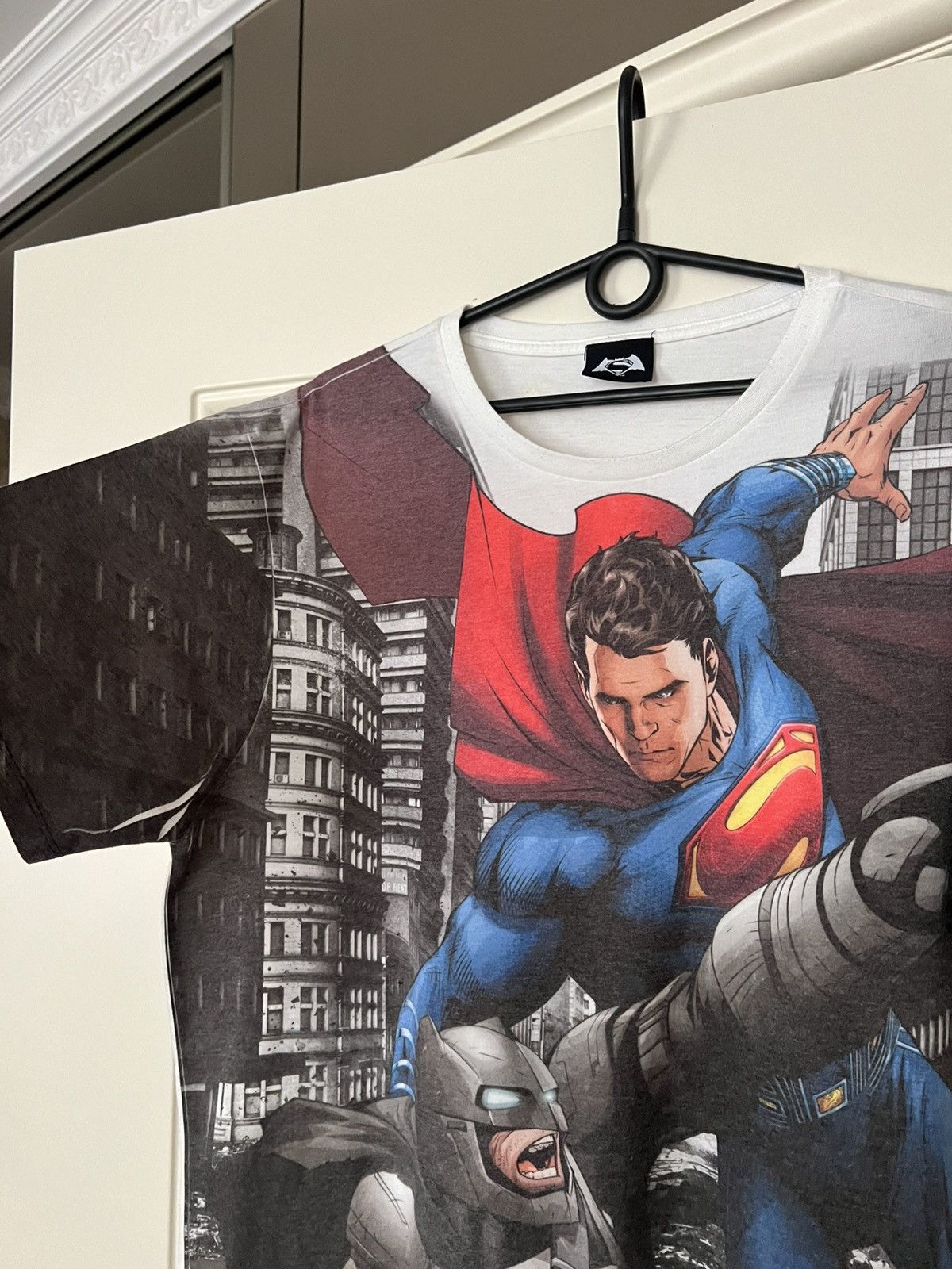 DC Comics Batman vs Superman T-Shirt DC All Over Print Graphic Tee Size US L / EU 52-54 / 3 - 6 Thumbnail