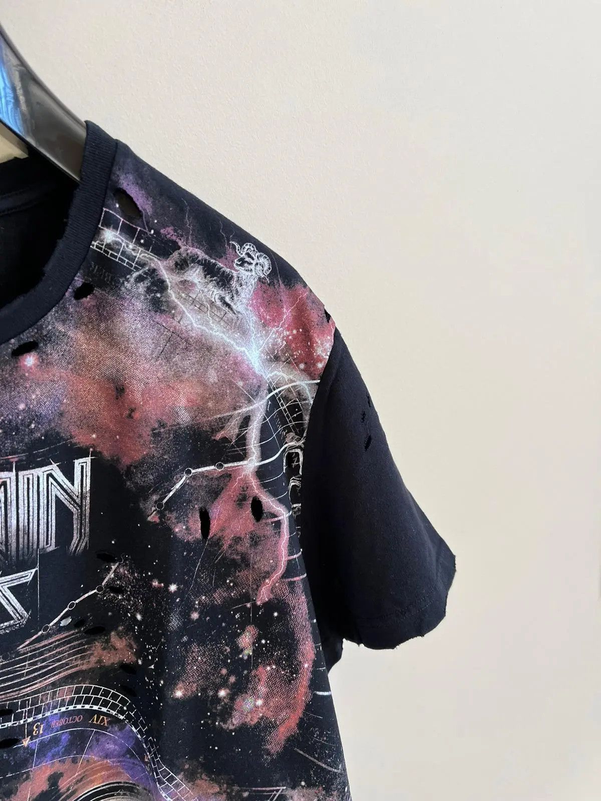 Balmain o1rshd1 Galaxy Logo Tee in Black / Multi Size US M / EU 48-50 / 2 - 5 Thumbnail