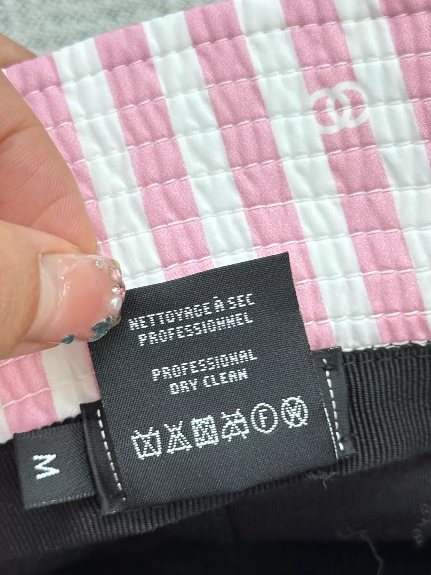 Chanel Chanel Coco Beach Pink-White Colorblocked Fisherman Hat M New Size ONE SIZE - 6 Thumbnail