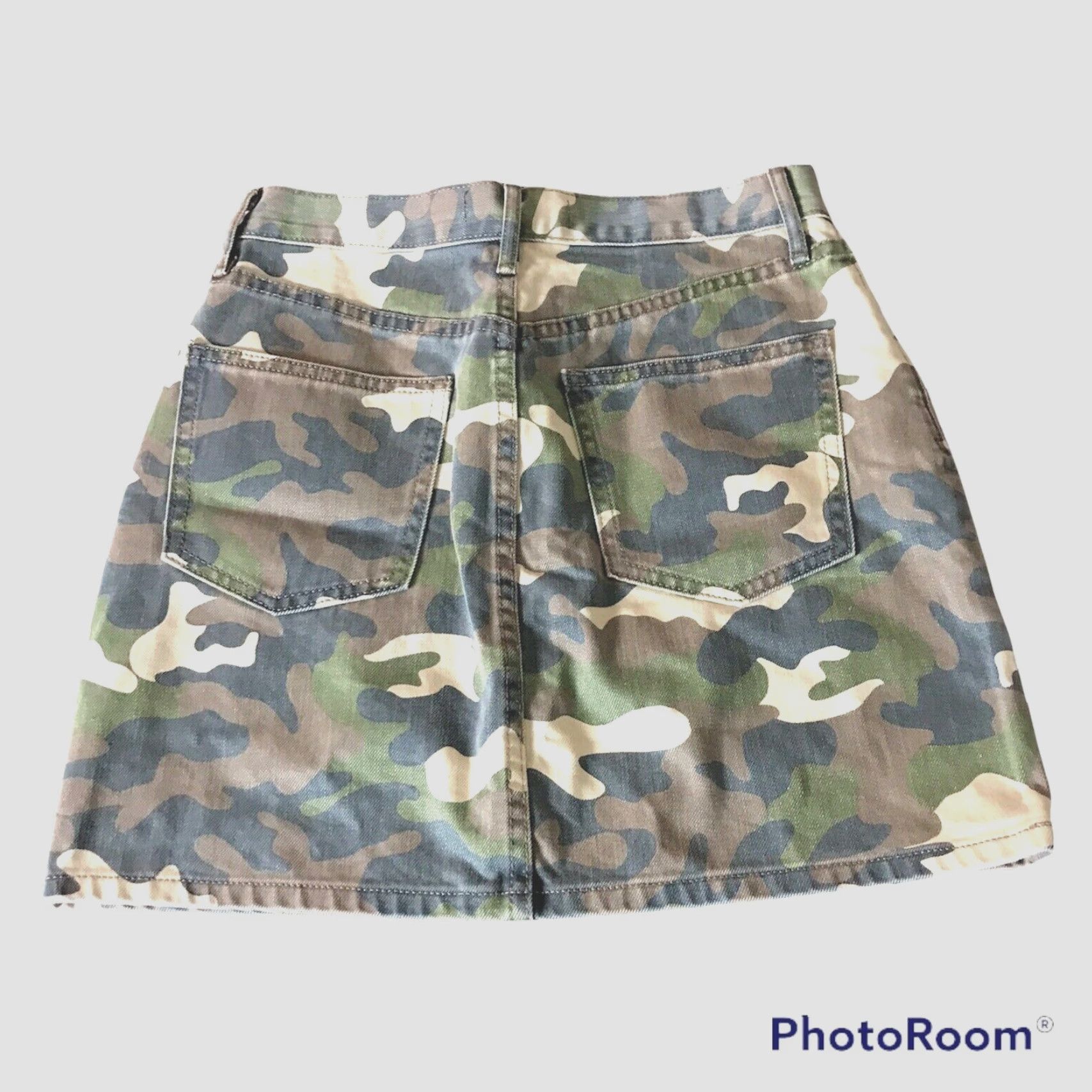 Gap Gap 1969 Denim Skirt Womens 25 High Waisted Camouflage Print Mini 5-Pocket 100% Cotton Size 42" / US 20 - 3 Thumbnail
