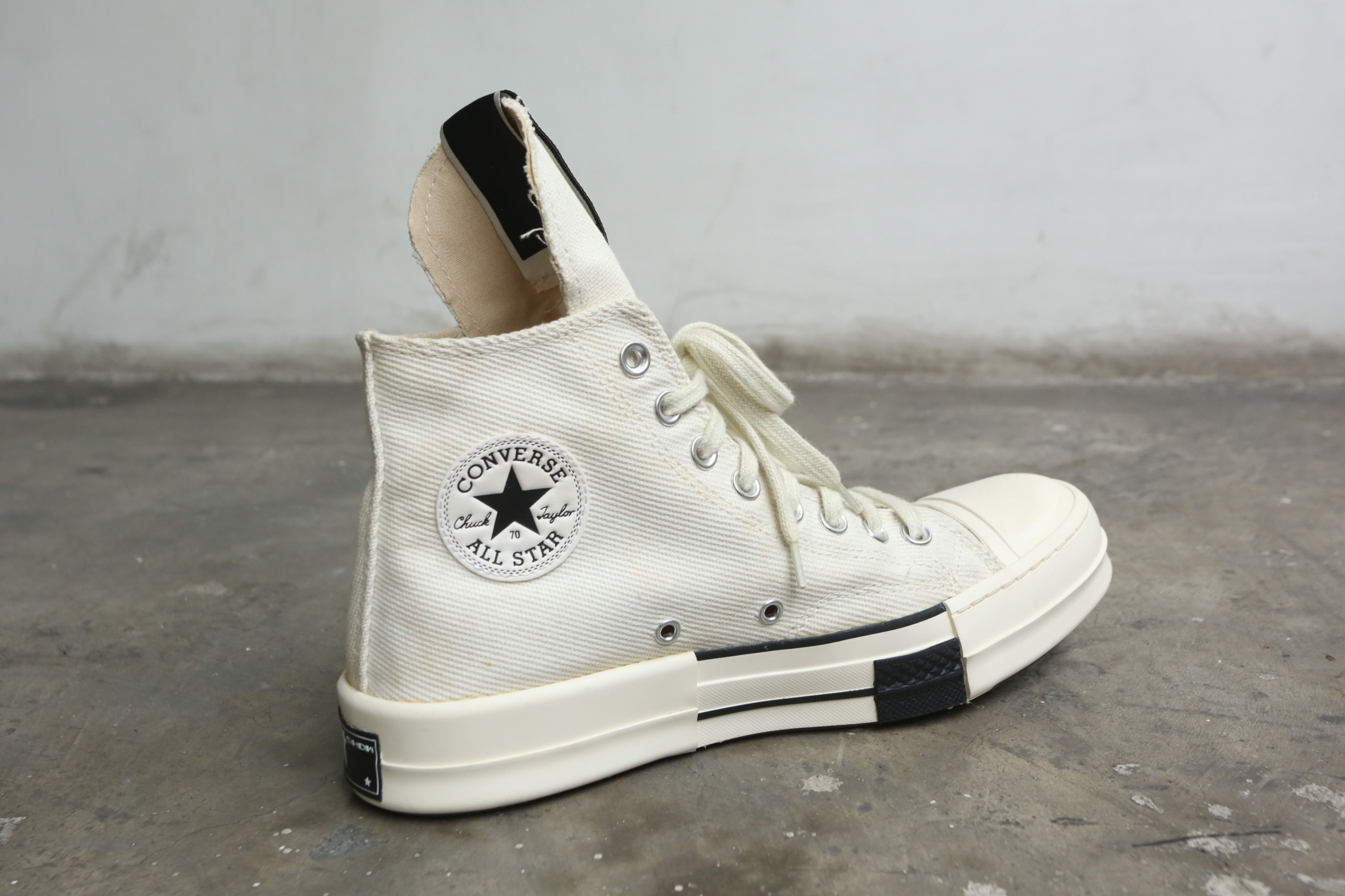 Converse × Rick Owens Drkshdw Converse - Rick Owens DRKSHDW - F/W 21 - DRKSTAR Chuck 70 Hi Size US 8.5 / EU 41-42 - 12 Thumbnail