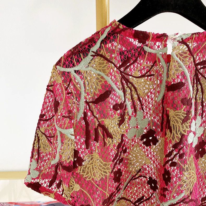 Valentino Valentino Lace T-shirt top Size XS / US 0-2 / IT 36-38 - 5 Thumbnail