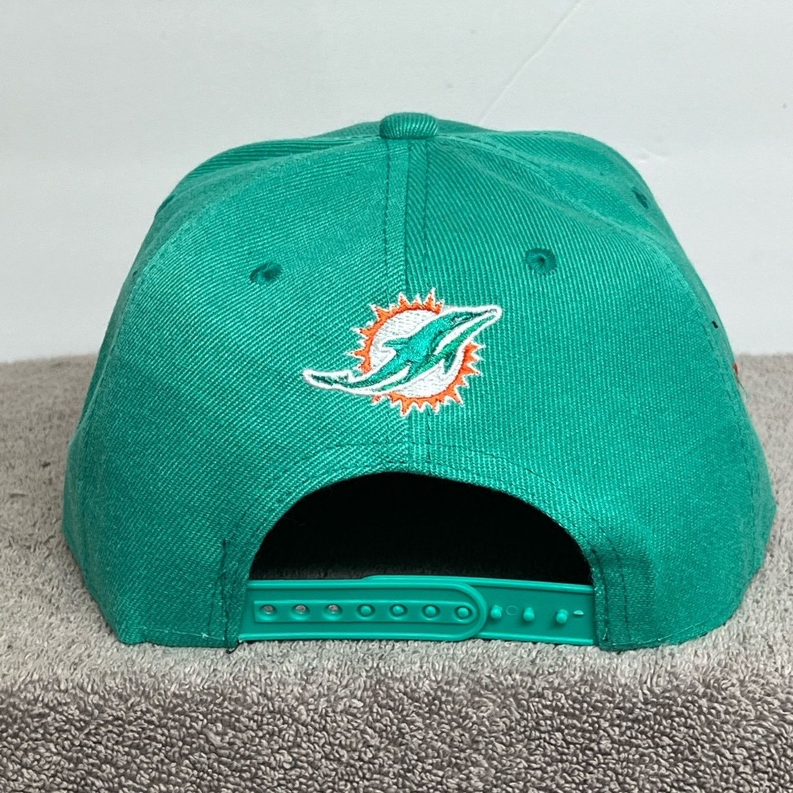 New Era NEW Miami Dolphins New Era 59FIFTY 2023 NFL On Field Hat Size ONE SIZE - 4 Thumbnail