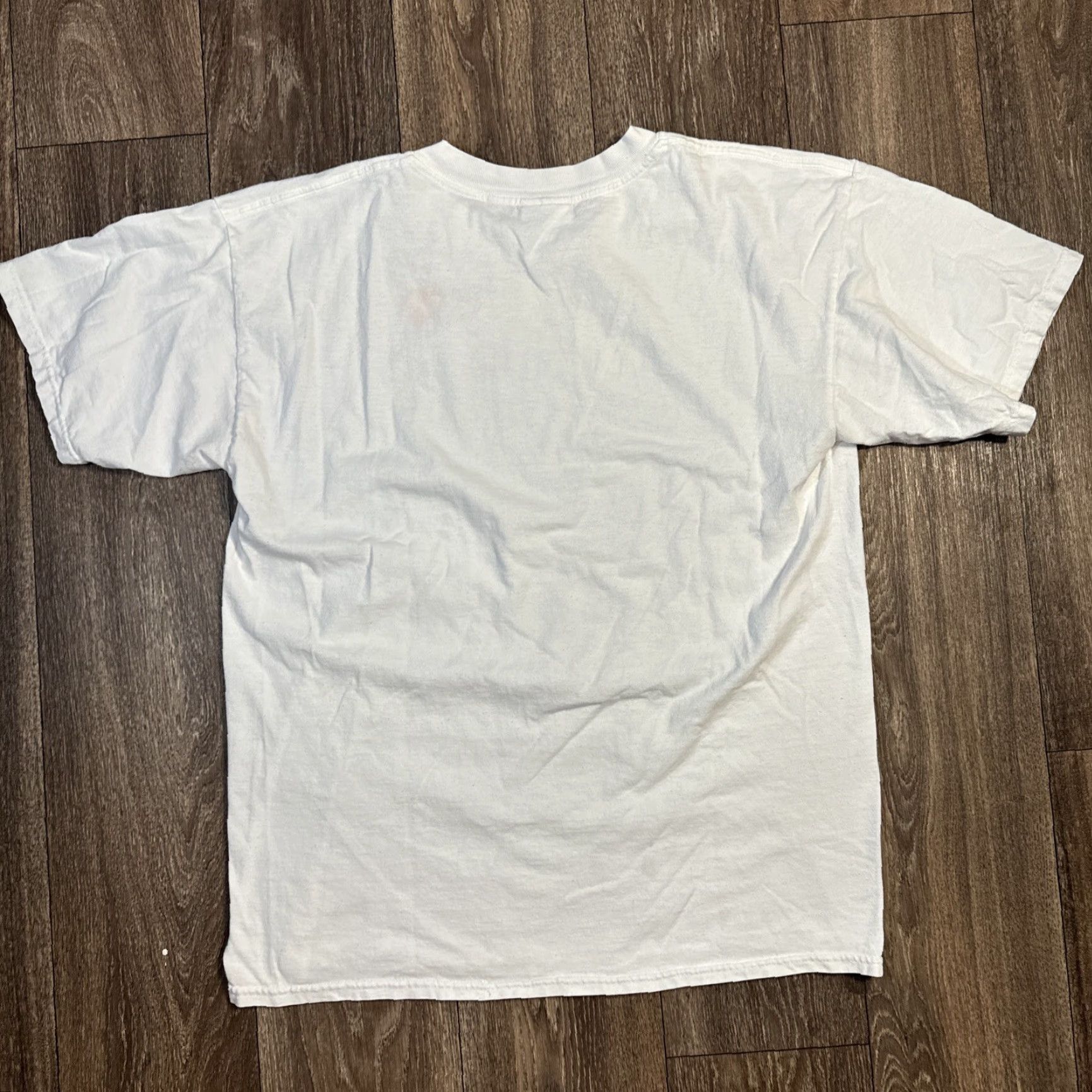 Gildan VINTAGE Saratoga Springs New York Horse Racing White Art Drawing T-Shirt Large Men's White Horse 90s? Size US L / EU 52-54 / 3 - 5 Thumbnail