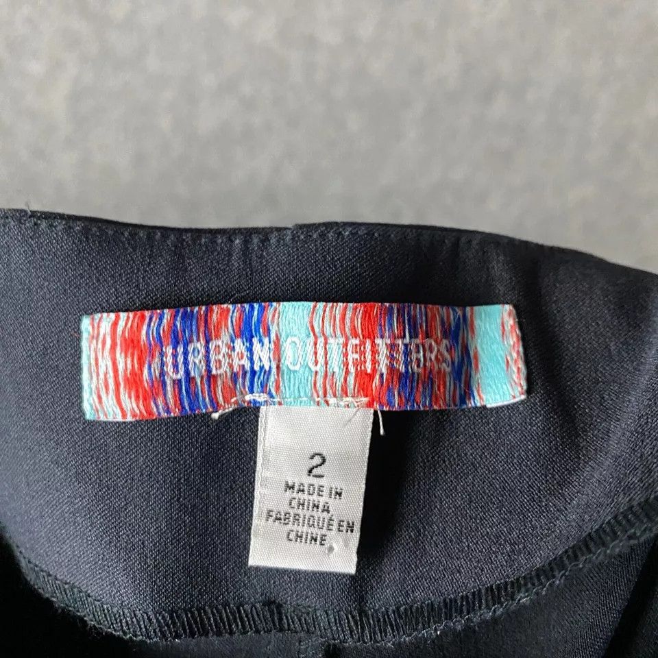 Urban Outfitters Urban Outfitters Women's 2 Zipper Trousers Straight Leg Size 26" / US 2 / IT 38 - 6 Thumbnail