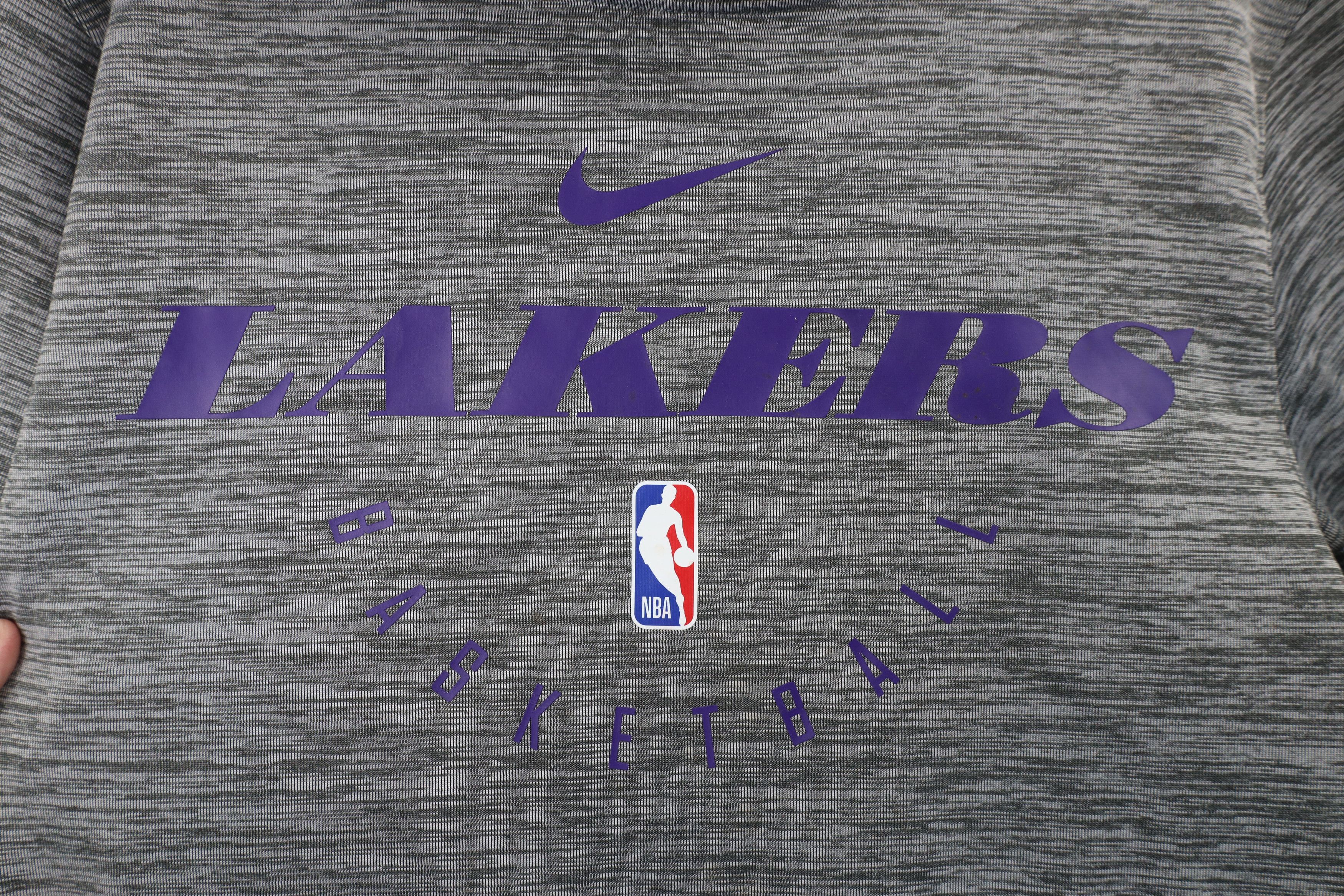 Nike × Vintage Nike NBA Authentics Lakers Basketball Showtime Hoodie Size US S / EU 44-46 / 1 - 4 Thumbnail