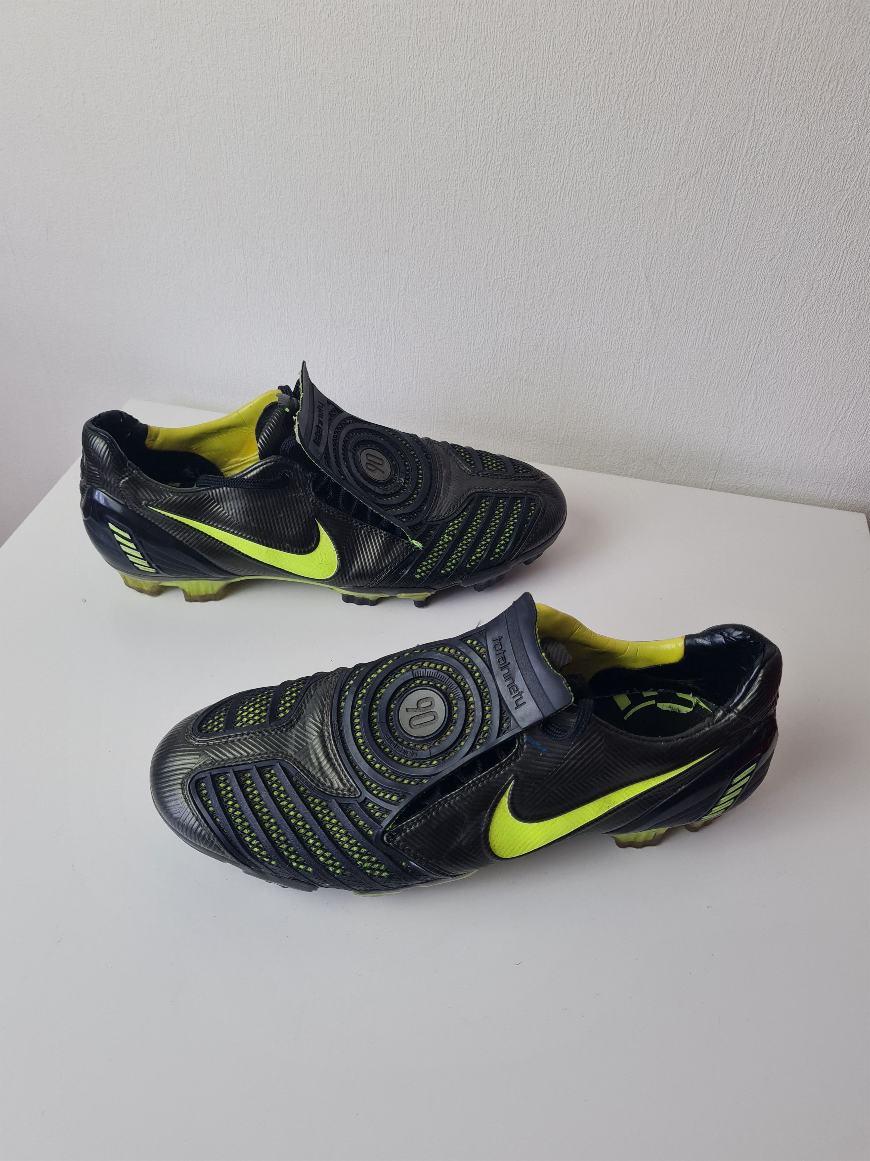 Nike Football Boots 2008 Nike Total 90 SG Zoom Air Laser Elite Size US 10 / EU 43 - 8 Thumbnail