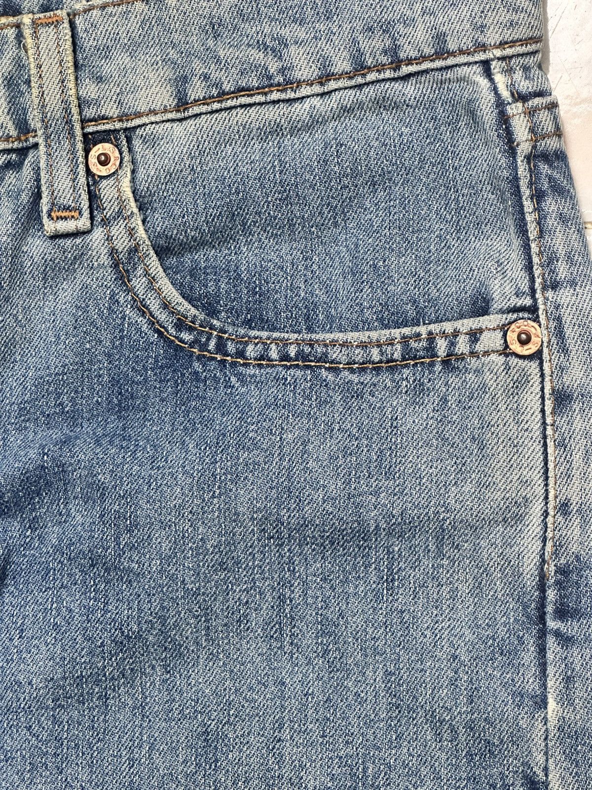Levi's Vintage Levi’s 501 Original Straight Leg Jeans With Bluewash Size US 30 / EU 46 - 6 Thumbnail