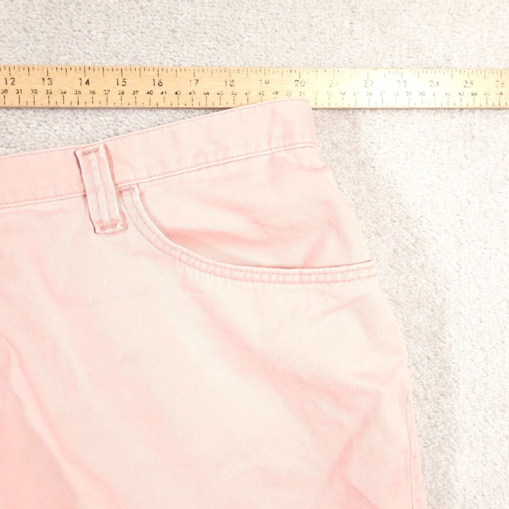 Lee VINTAGE Lee Riders Shorts Women's 22W M Pink Denim High-Rise Mom Denim Groovy 90s Boyfriend Style Womens Size 40" / US 18 - 7 Thumbnail