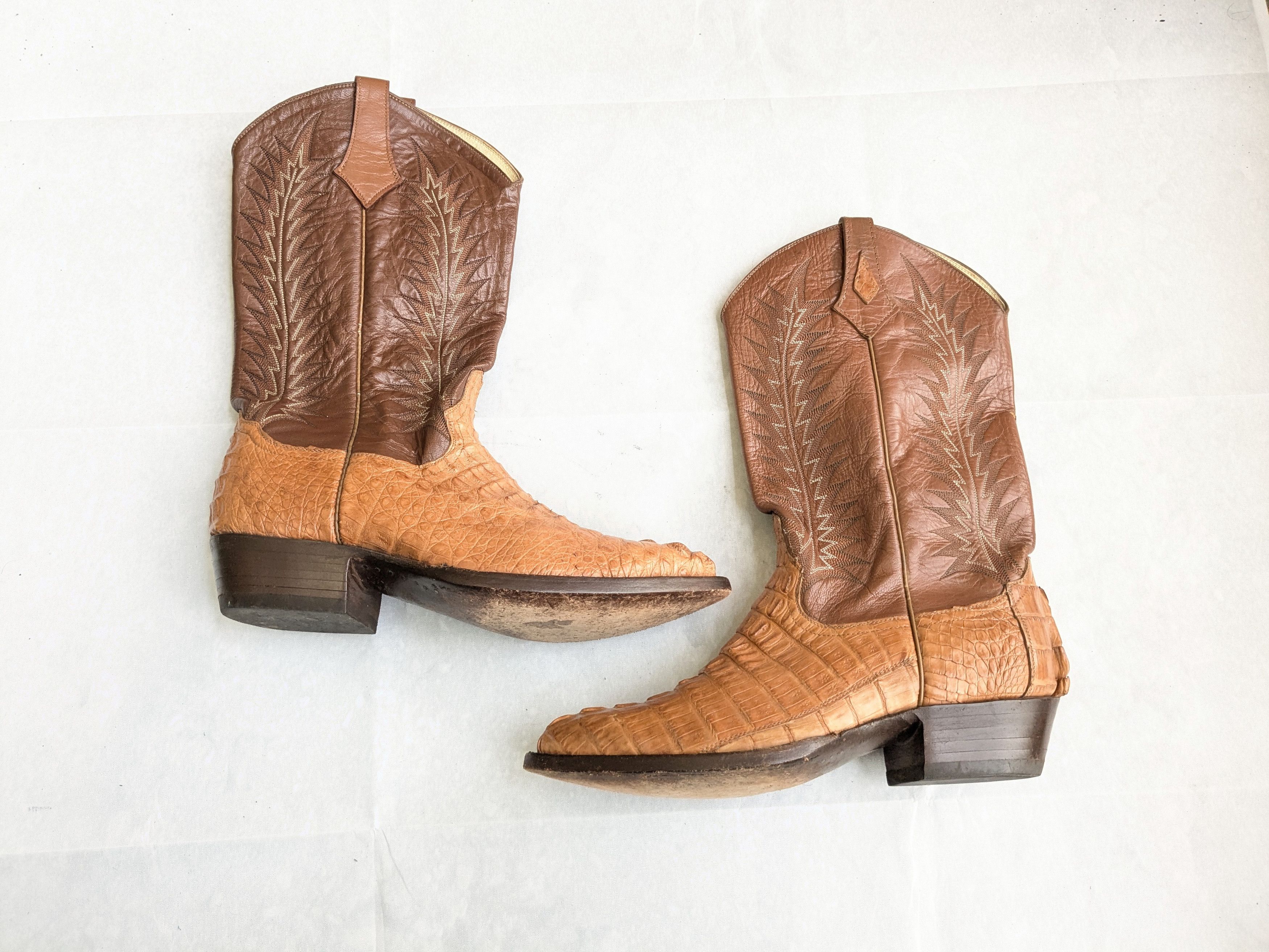 Genuine Leather Vintage Cowboy Boots Crocodile Brown 9.5 EE Wide USA Size US 9.5 / EU 42-43 - 1 Thumbnail