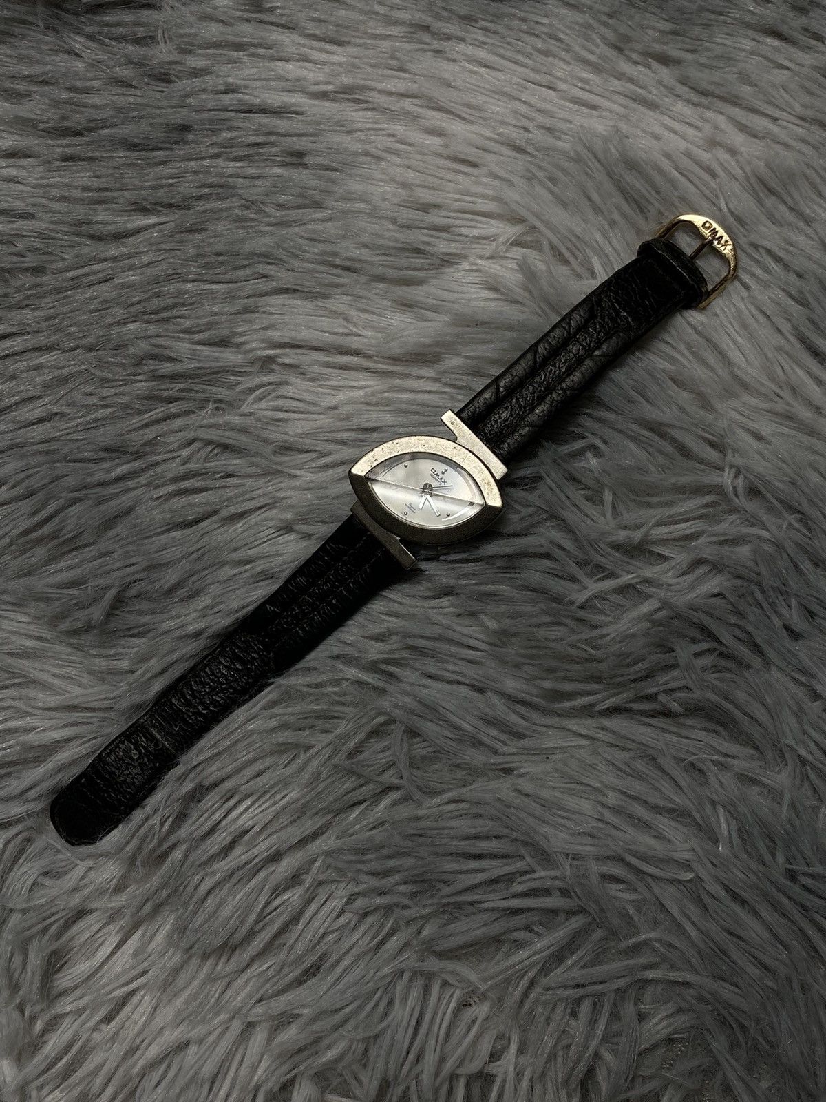 Japanese Brand × Jewelry × Vintage Elegant Omax Watch with Unique Design - Japanese Brand Size ONE SIZE - 9 Thumbnail