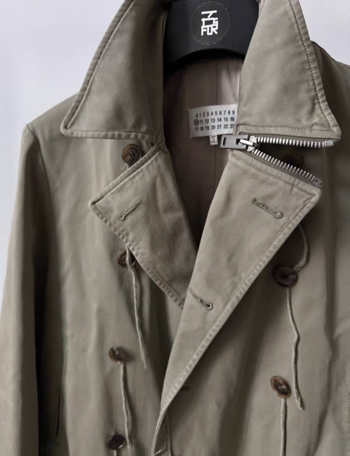Maison Margiela MAISON MARGIELA FallWinter2016 Runway Modified Military Coat Size US S / EU 44-46 / 1 - 3 Thumbnail