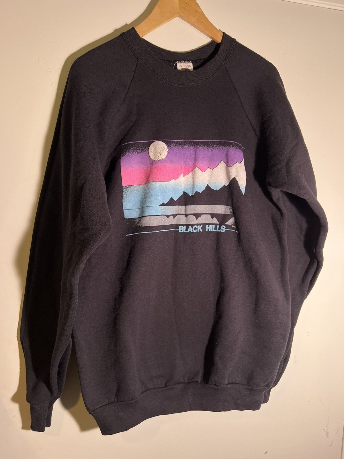 Vintage 80’s 90’s VTG Vintage Black Hills South Dakota Retro Sweater Size US XL / EU 56 / 4 - 1 Thumbnail