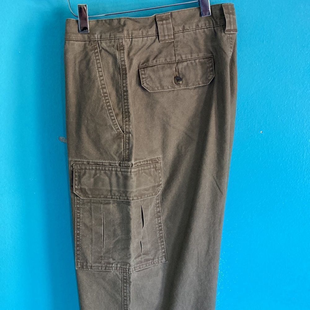 L.L. Bean L. L. Bean Mens Cotton Khaki Cargo Pants Hiking 🥾 Outdoors Size US 33 - 9 Thumbnail