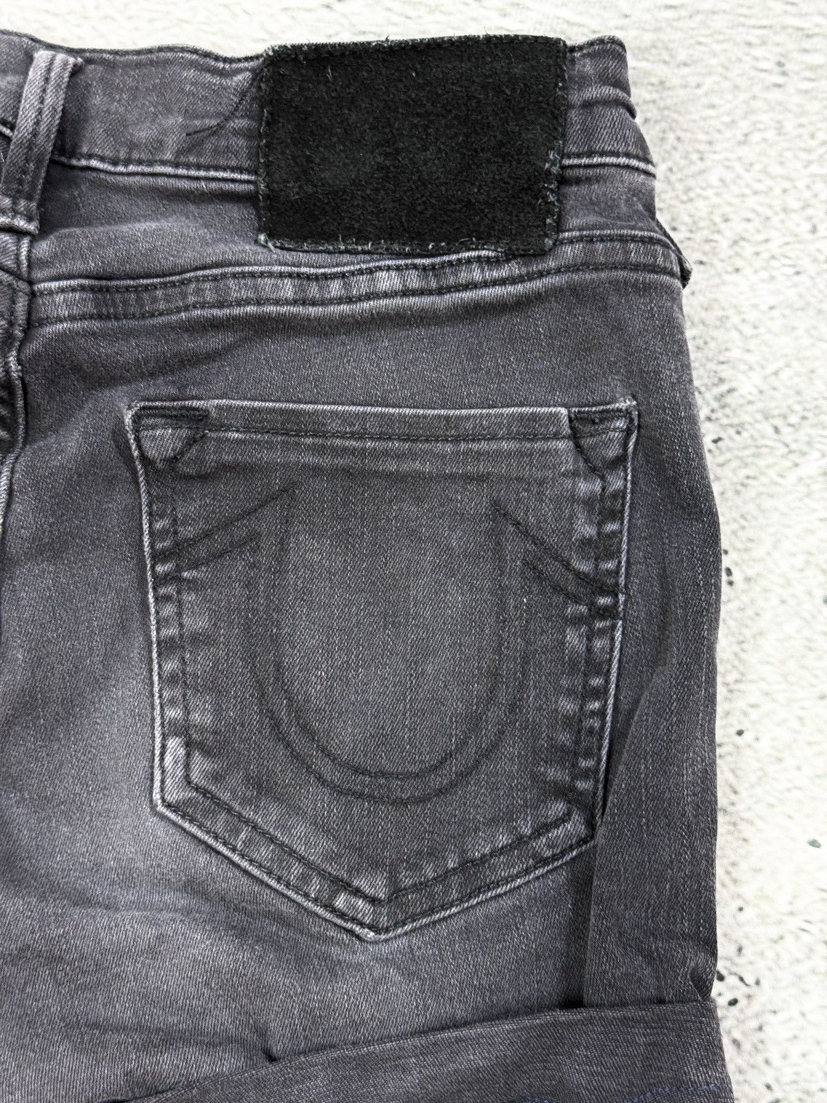 True Religion True Religion vintage black denim shorts mini Size 28" / US 6 / IT 42 - 2 Thumbnail
