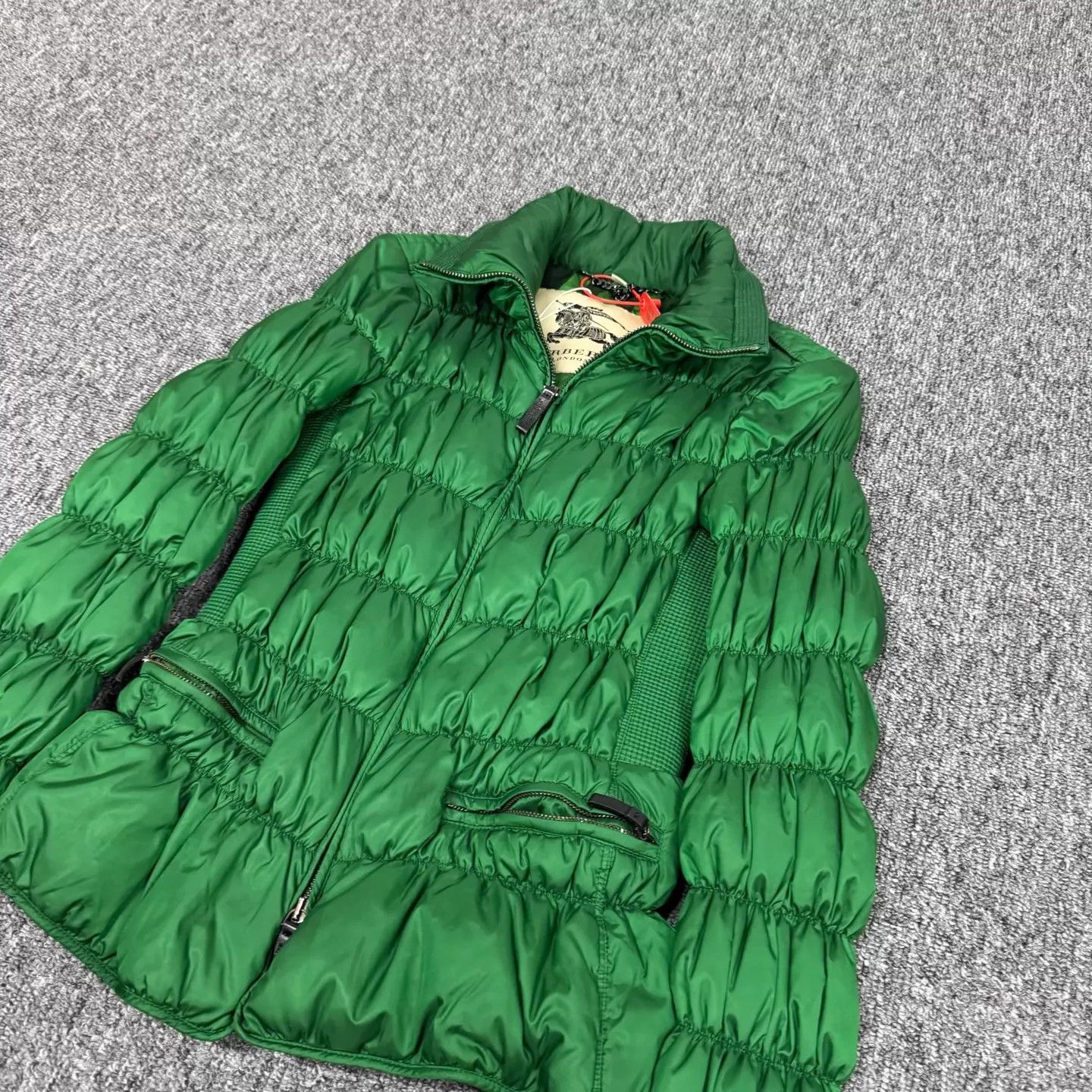 Burberry Burberry Green Collar Pleated Quilted Cotton Jacket S Size S / US 4 / IT 40 - 4 Thumbnail