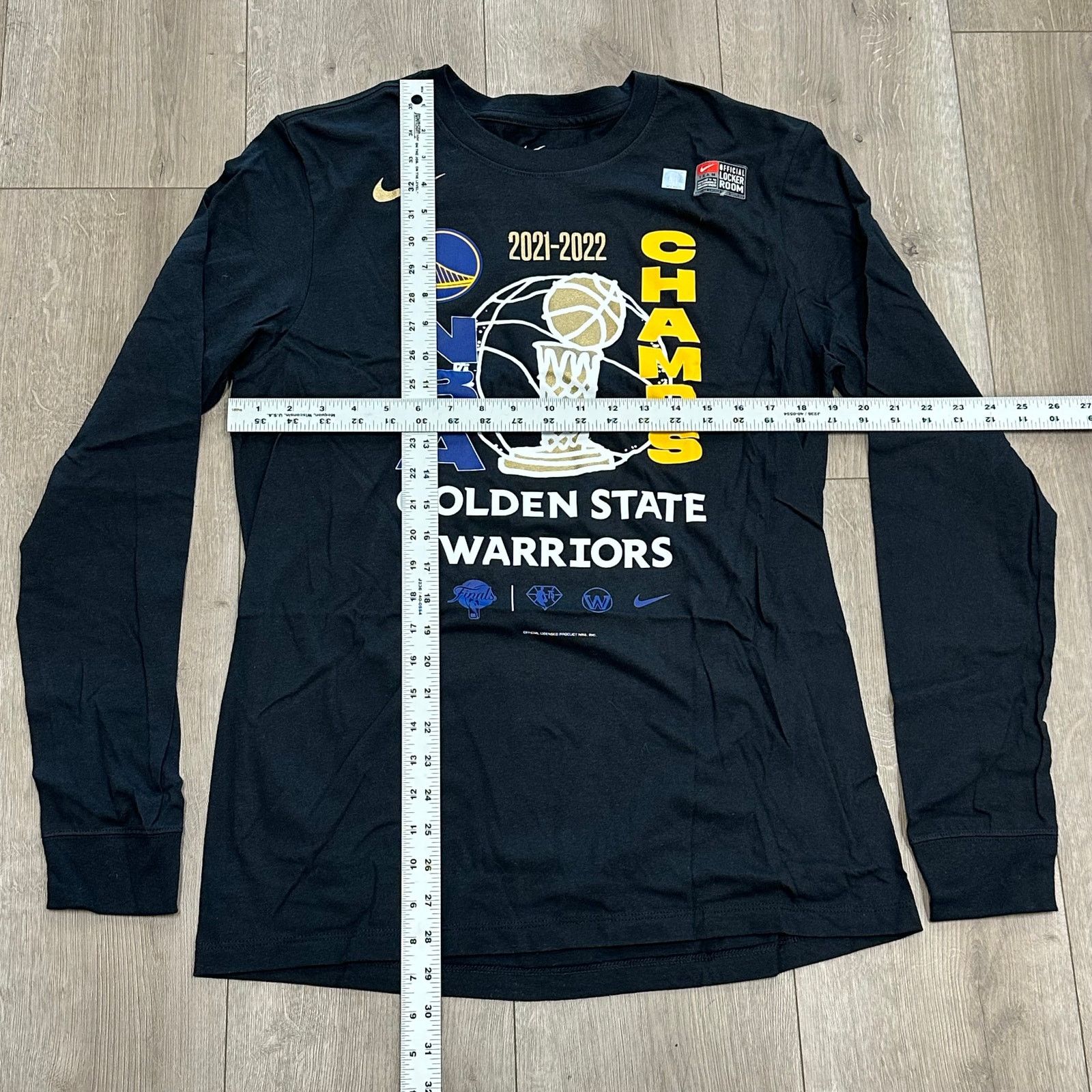 Nike Nike Golden State Warriors 2022 NBA Finals locker room Shirt Size US M / EU 48-50 / 2 - 4 Thumbnail