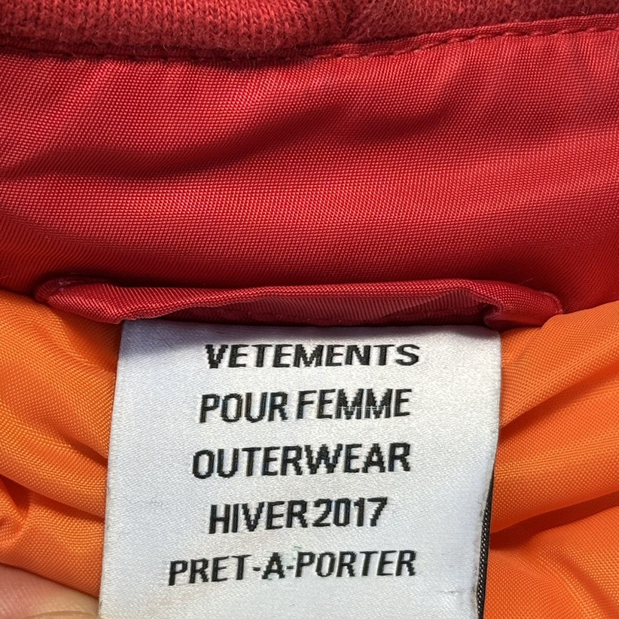 Vetements Vetements AW16 cropped red Bomber MA1 jacket Size US M / EU 48-50 / 2 - 5 Thumbnail
