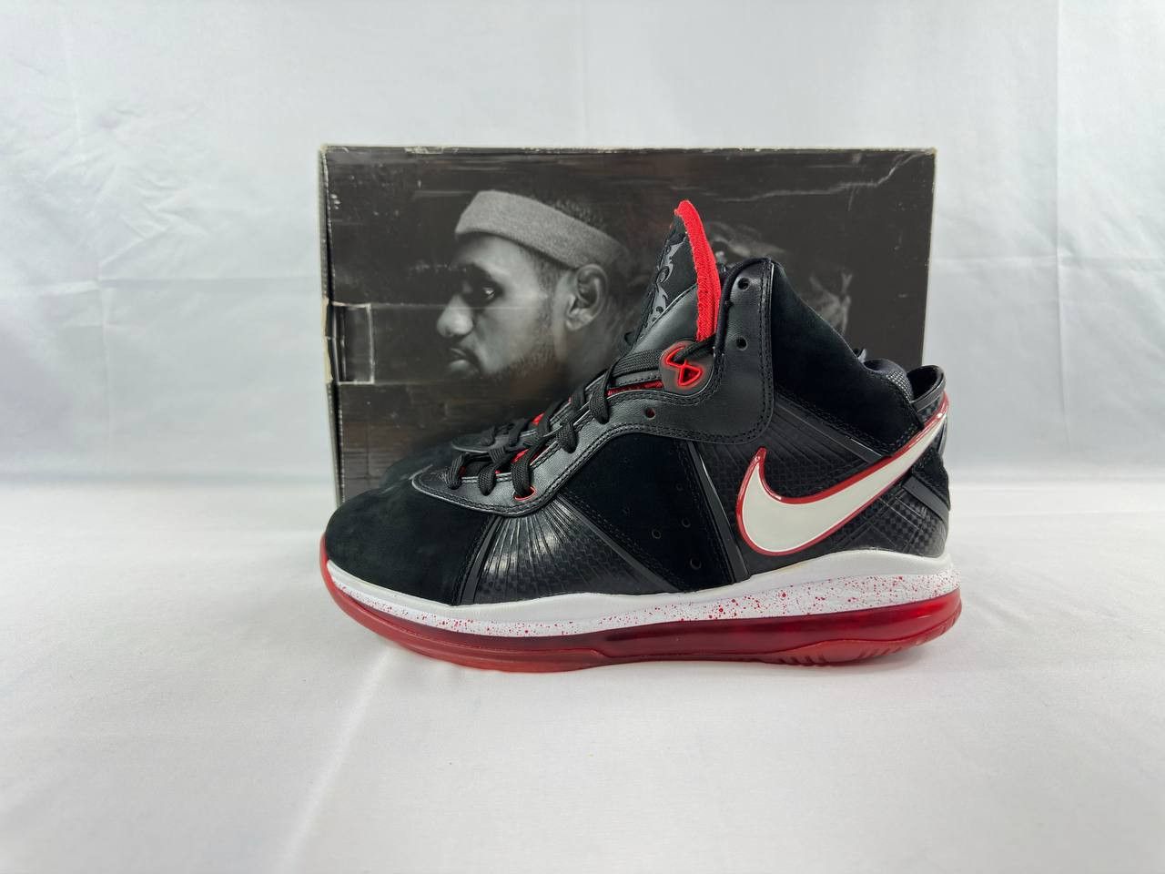 Nike Nike Lebron 8 Black White Varsity Red Bred 2010 Size US 9 / EU 42 - 4 Thumbnail