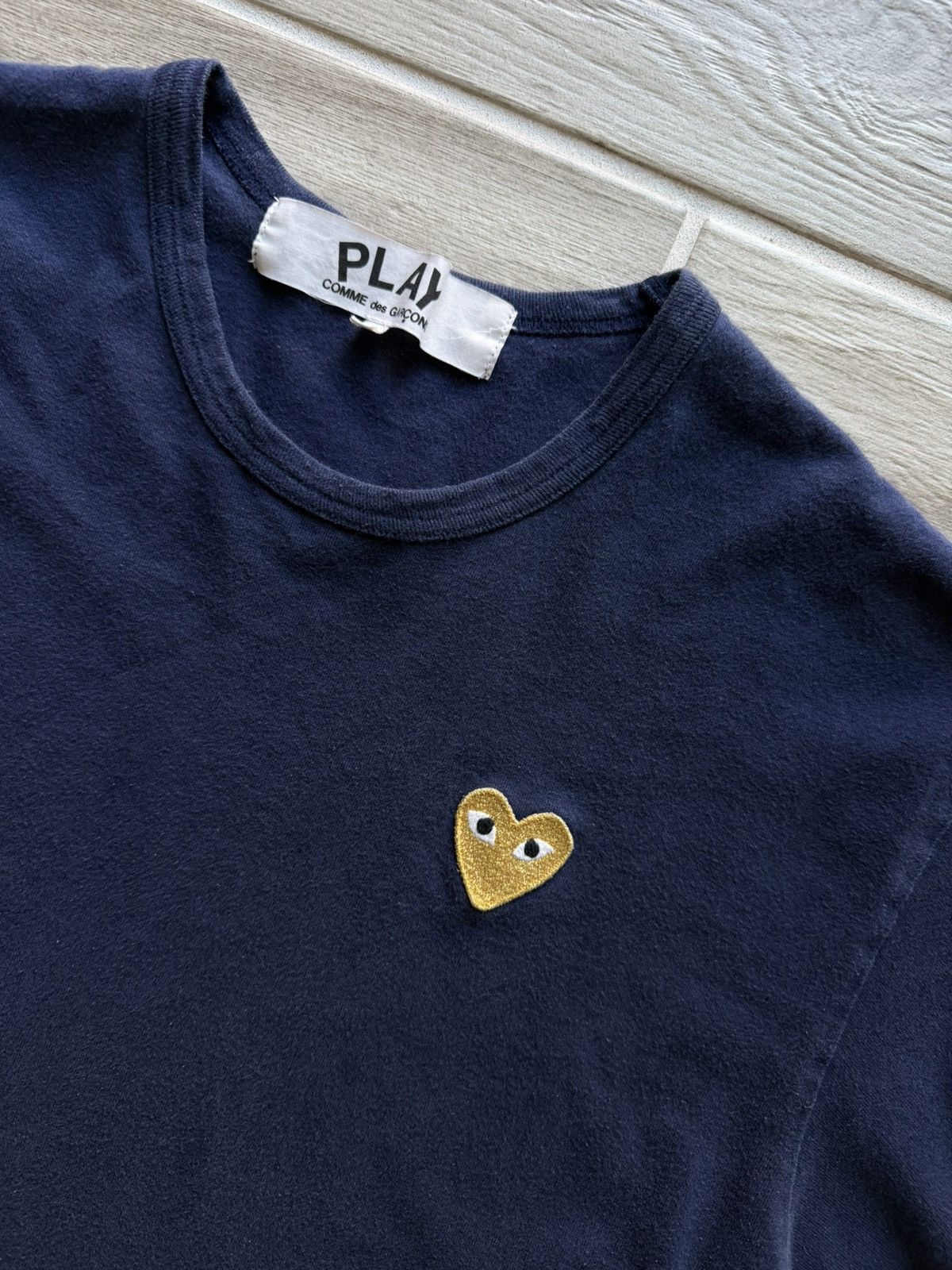 Comme des Garcons PLAY Comme des Garcons PLAY T-Shirt Size XL Navy Blue Gently Used Size US XL / EU 56 / 4 - 2 Thumbnail