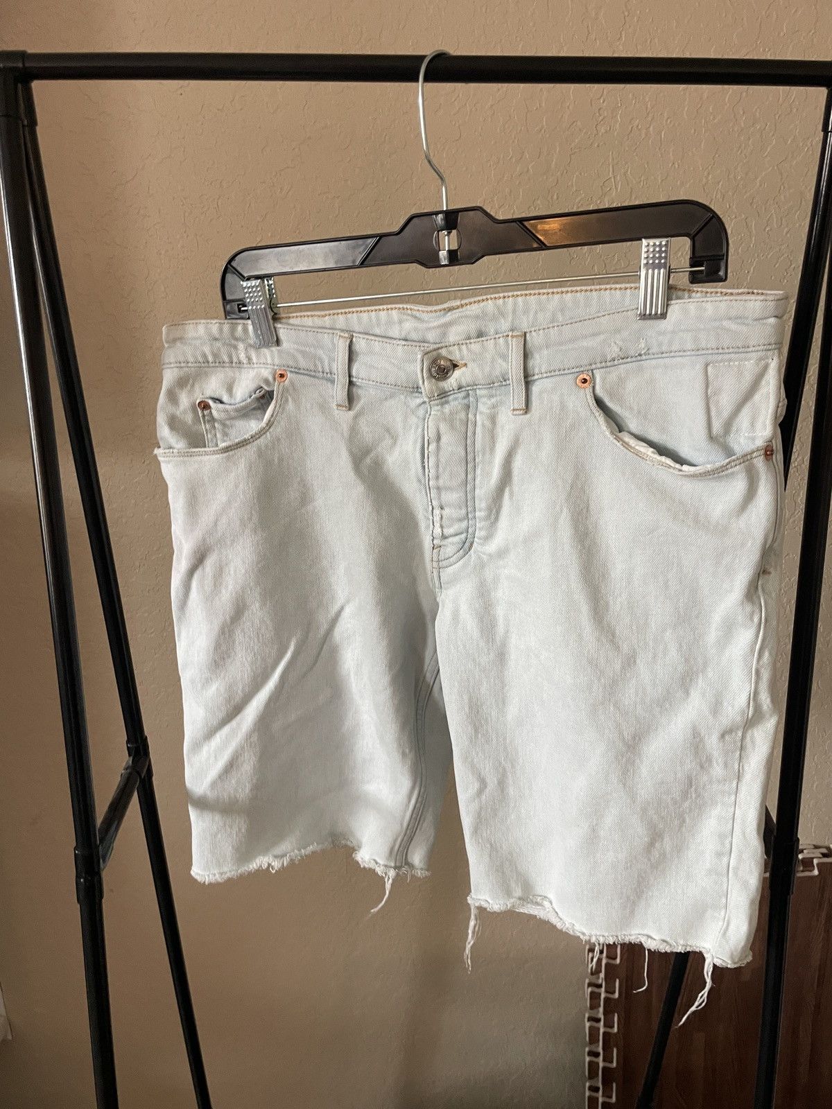 Zadig & Voltaire Pedro Light Denim cut off shorts Size US 34 / EU 50 - 2 Thumbnail