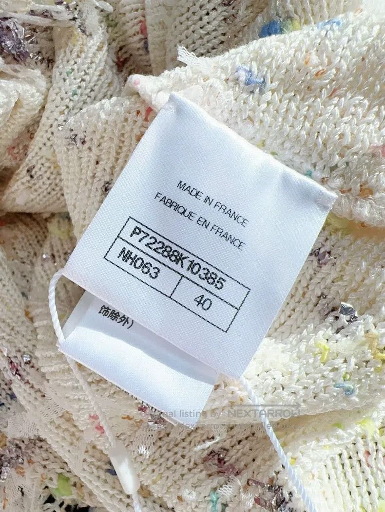 Chanel Chanel 22p preview medium and long beige wavy colour tasse Size S / US 4 / IT 40 - 6 Thumbnail