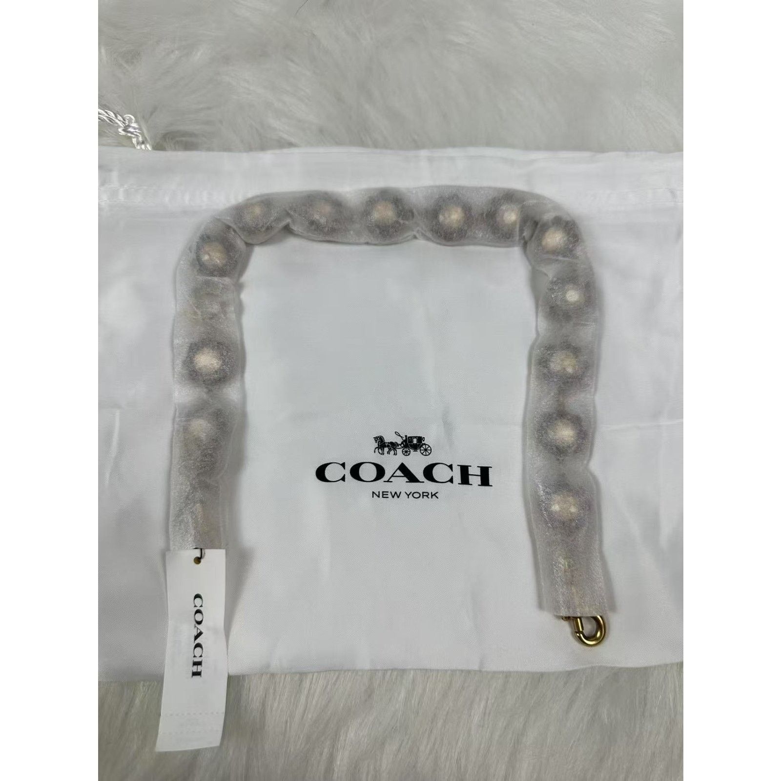 Coach Coach Short Jewelry Chain Strap In Brass/Yellow Multi CAU47 Size ONE SIZE - 7 Thumbnail