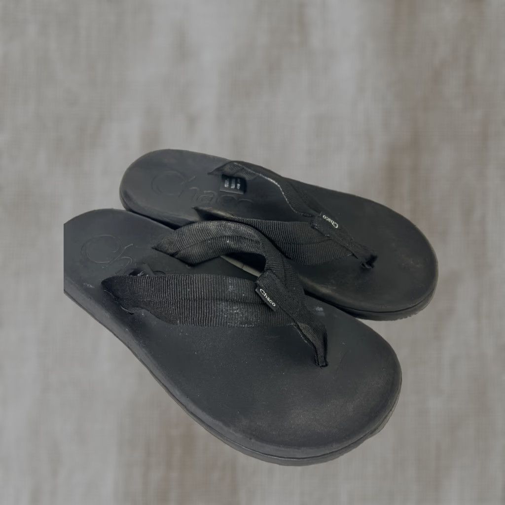 Chaco Chaco Womens Flip Flop Sandal Black 7 Thong Shoes Size US 7 / IT 37 - 1 Thumbnail