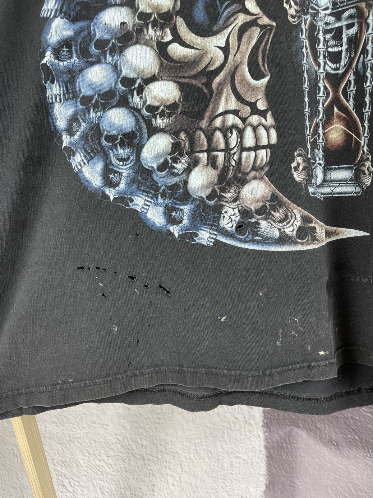 Vintage Vintage Moon Skull Sand Clock Design Distressed Rock tee Size US XL / EU 56 / 4 - 6 Thumbnail
