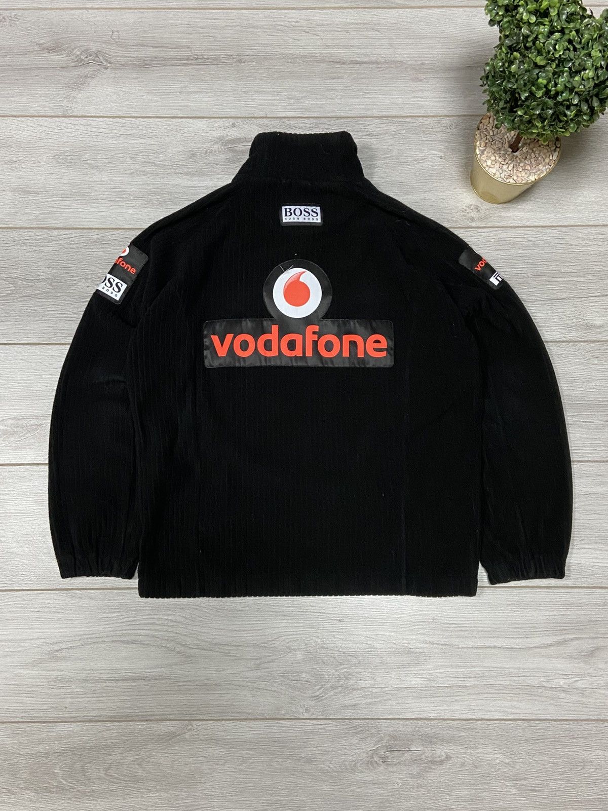 Hugo Boss Vintage Hugo Boss Vodafone McLaren Mercedes Half Zip Sweater Size US M / EU 48-50 / 2 - 2 Thumbnail