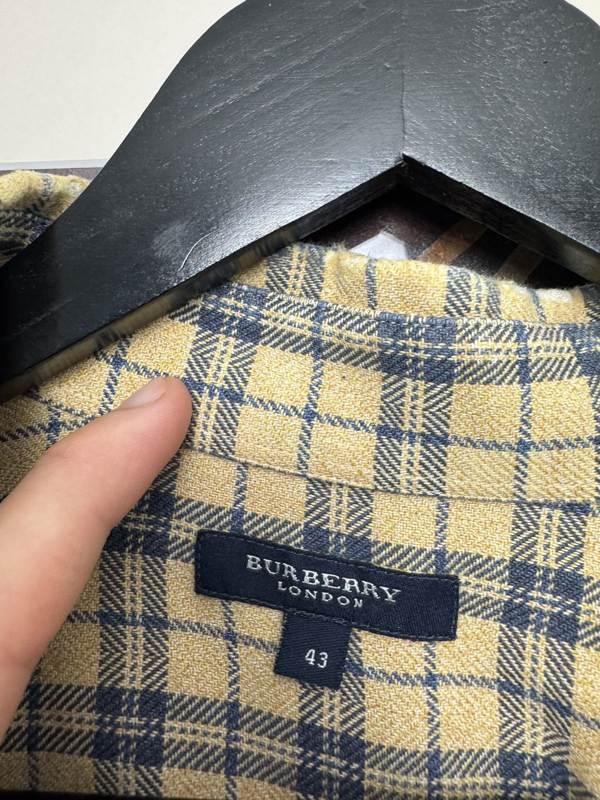 Burberry Burberry Button Up Casual Shirt Yellow NovaCheck Rare Luxury Size US XL / EU 56 / 4 - 4 Thumbnail