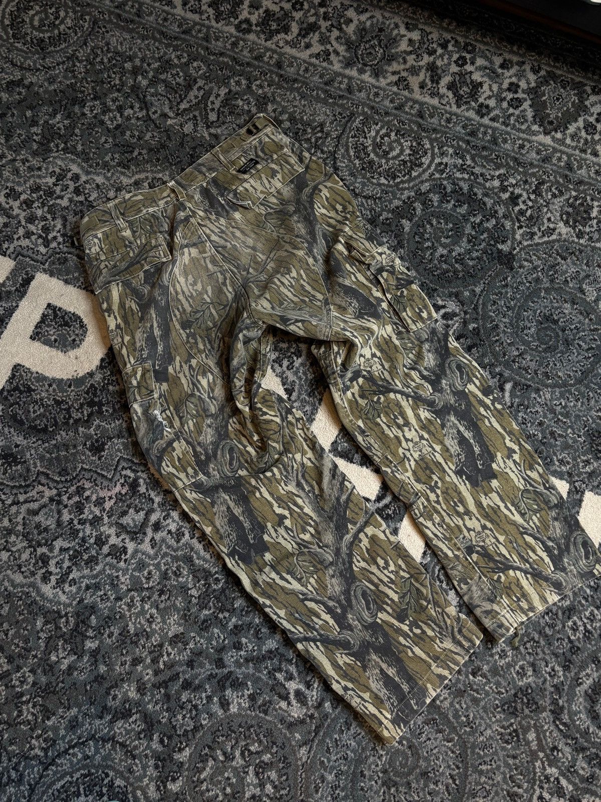 Supreme Supreme Real Tree Camo Cargo Pants Size 30 Size US 30 / EU 46 - 2 Thumbnail