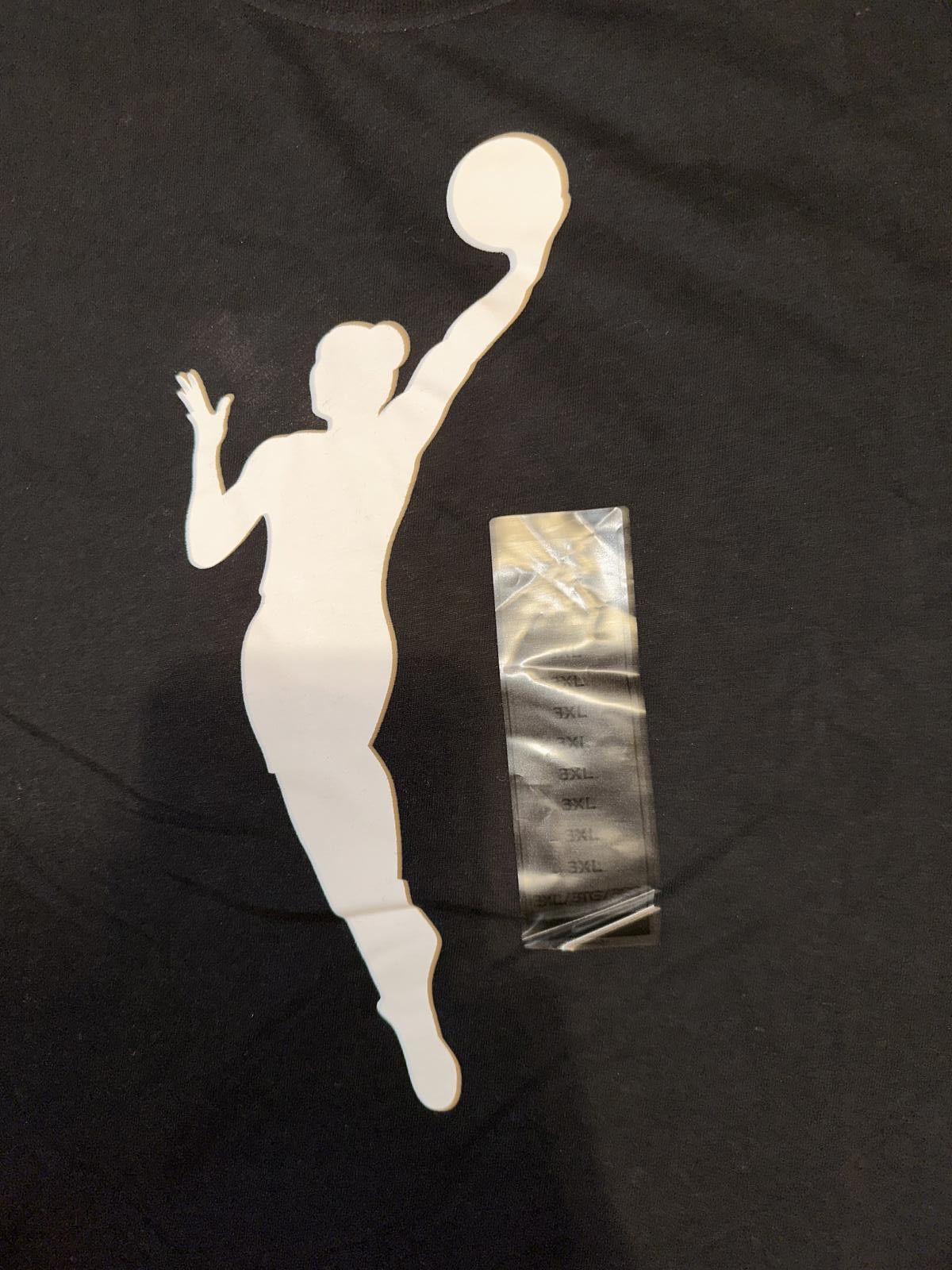 Nike Nike Men’s Team 13 WNBA Dri-Fit Black/White T-Shirt Size US S / EU 44-46 / 1 - 4 Thumbnail