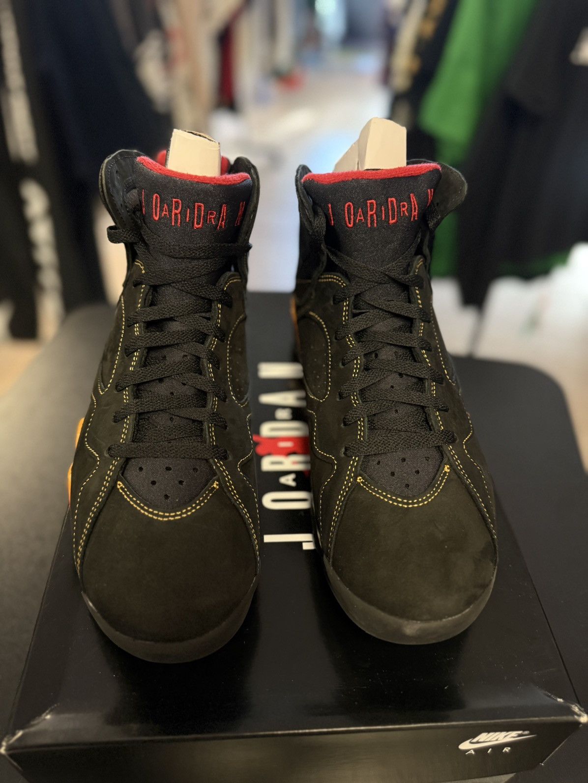 Jordan Brand × Nike Jordan 7 Citrus (2022) Size 11.5 Brand New Size US 11.5 / EU 44-45 - 6 Thumbnail