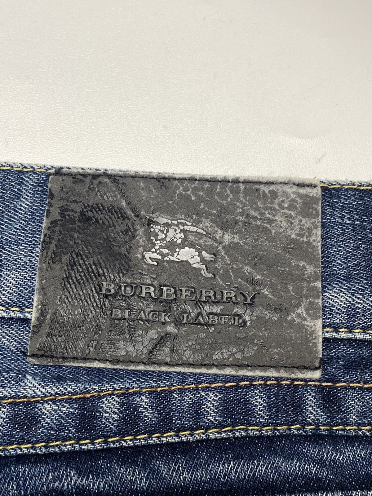 Burberry 2000s Burberry - Flared Distressed Denim Size US 30 / EU 46 - 11 Thumbnail