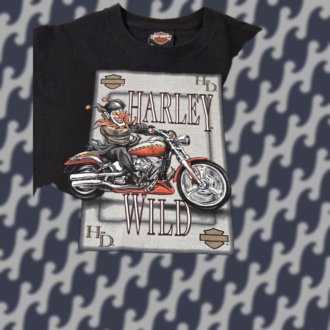 Harley Davidson VINTAGE Harley-Davidson Shirt Mens S Black Harley Wild Joker Motorcycle USA 2004 Graphic Print Crew Neck Cotton T-Shirt Short Sleeve Size US S / EU 44-46 / 1 - 1 Thumbnail