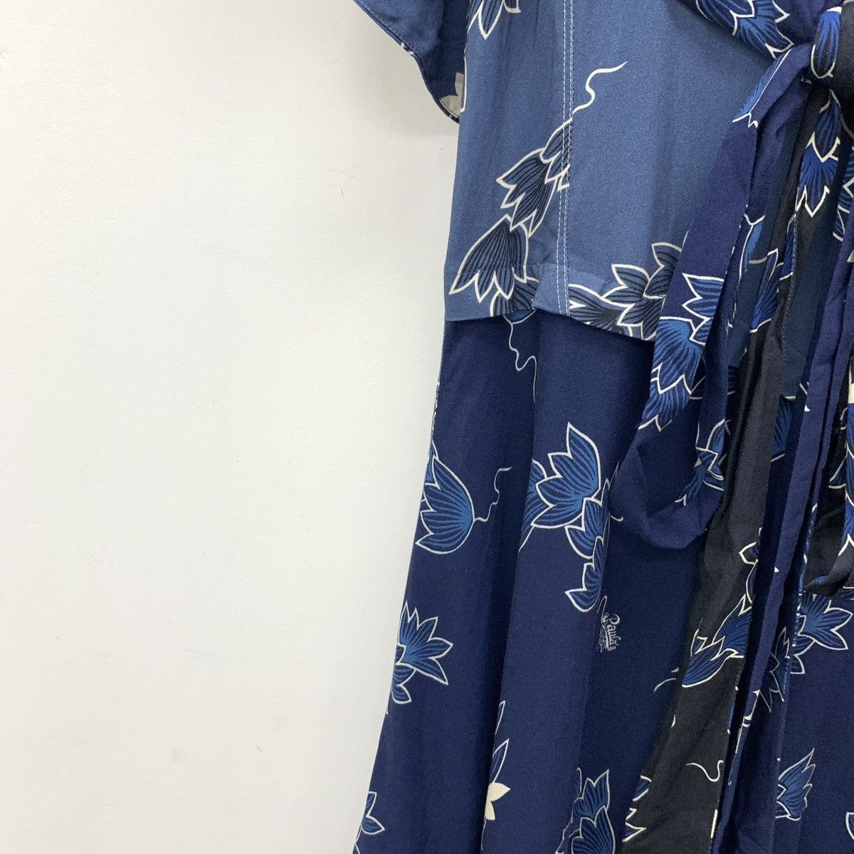 Loewe Loewe navy blue floral all-over print V-neck dress Size XS / US 0-2 / IT 36-38 - 4 Thumbnail