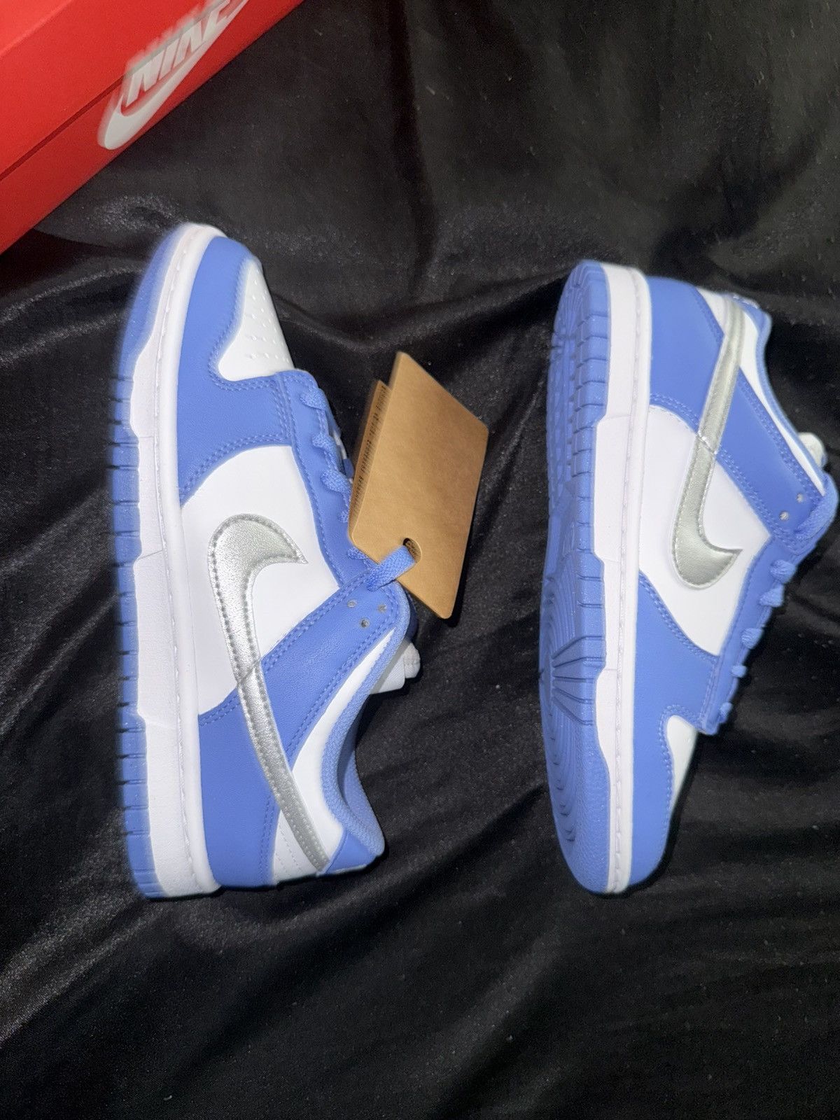 Nike BRAND NEW Nike Dunk Low Royal Pulse Women size 6 Size US 6 / IT 36 - 1 Thumbnail