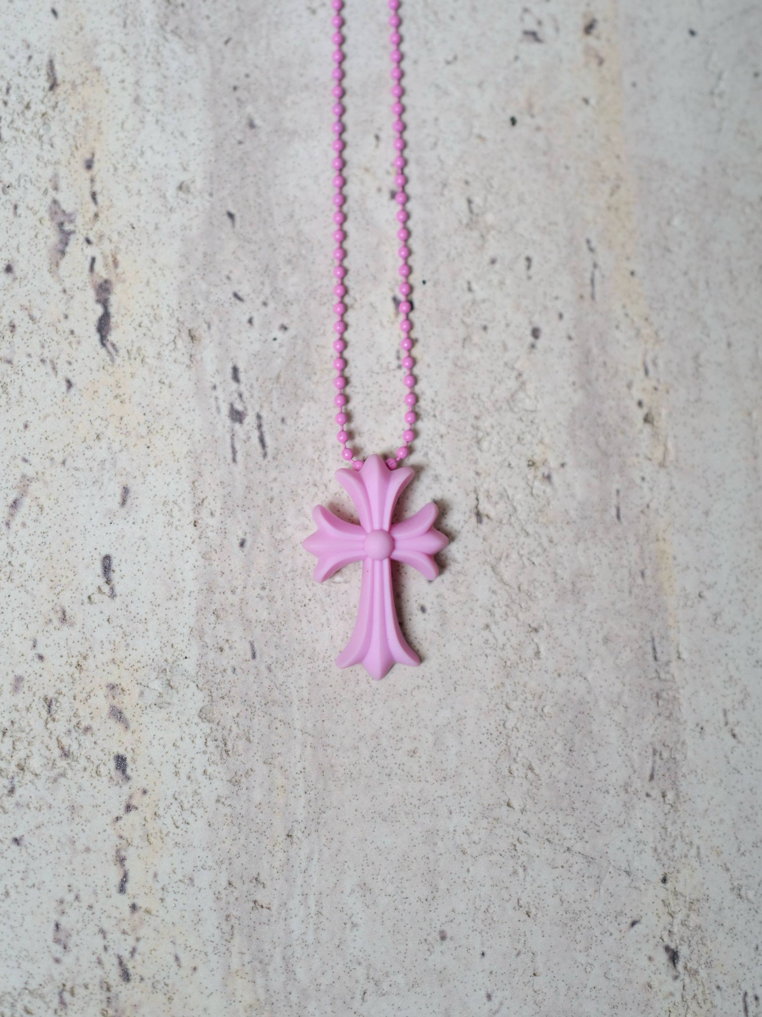 ◆入手困難◆CHROME HEARTS◆Silichrome CH Cross Pendant Pink Chrome Hearts Silichrome Pink Cross Necklace – WyCo Vintage