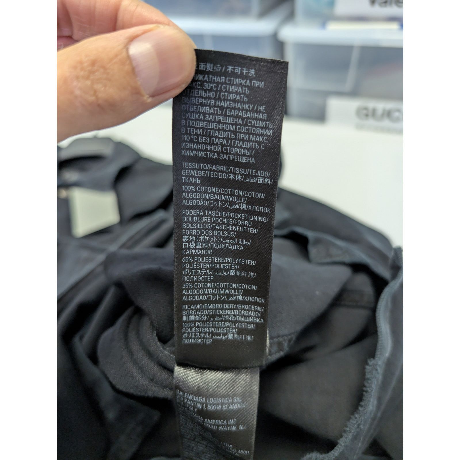 Balenciaga o1rshd1 Left-Hand Denim Cargo Shirt in Sunbleached Black Size US M / EU 48-50 / 2 - 21 Thumbnail