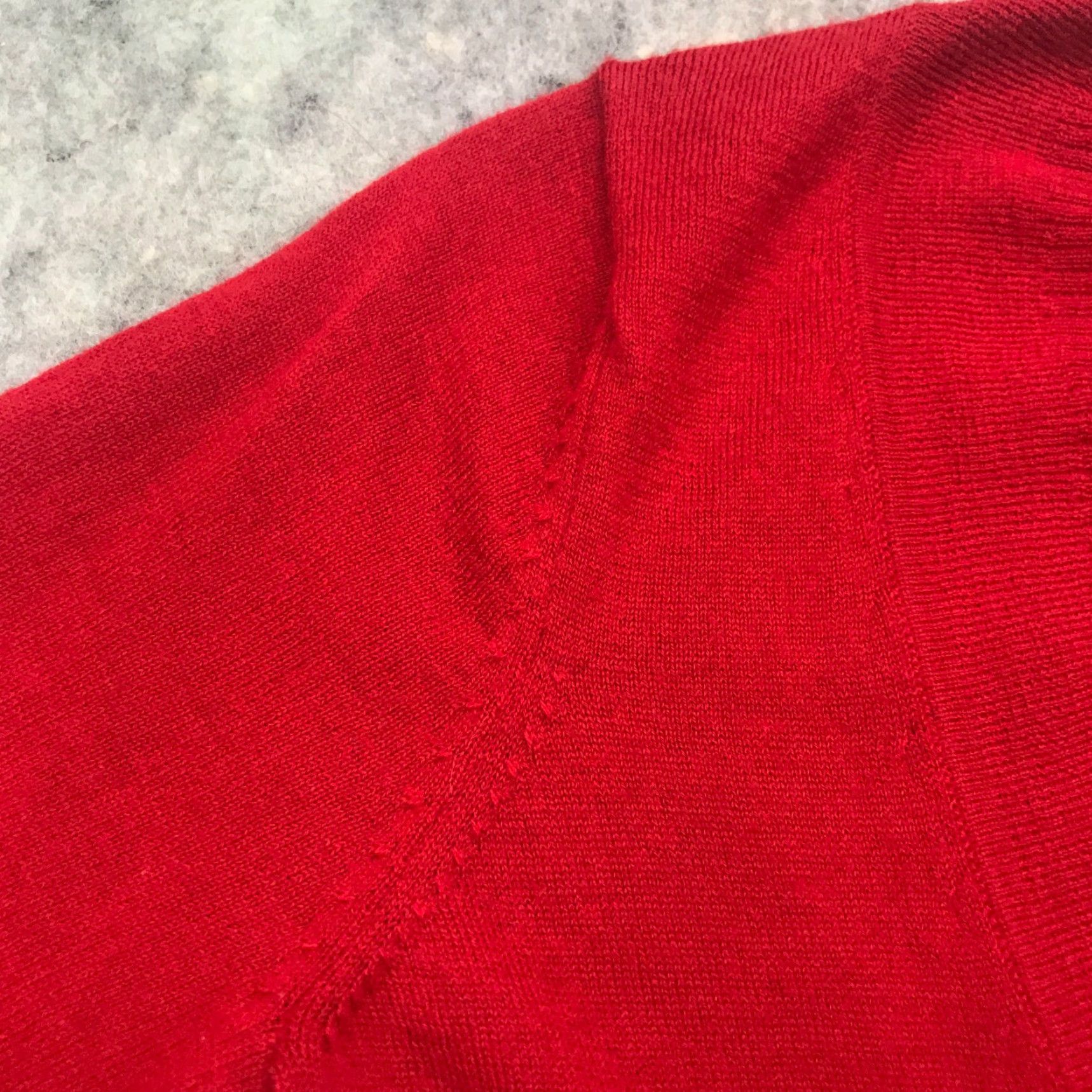 Vintage VINTAGE The Limited Women's Sweater Pullover XS Red Merino Wool Blend Lightweight knits Fall Winter Women Size XS / US 0-2 / IT 36-38 - 5 Thumbnail
