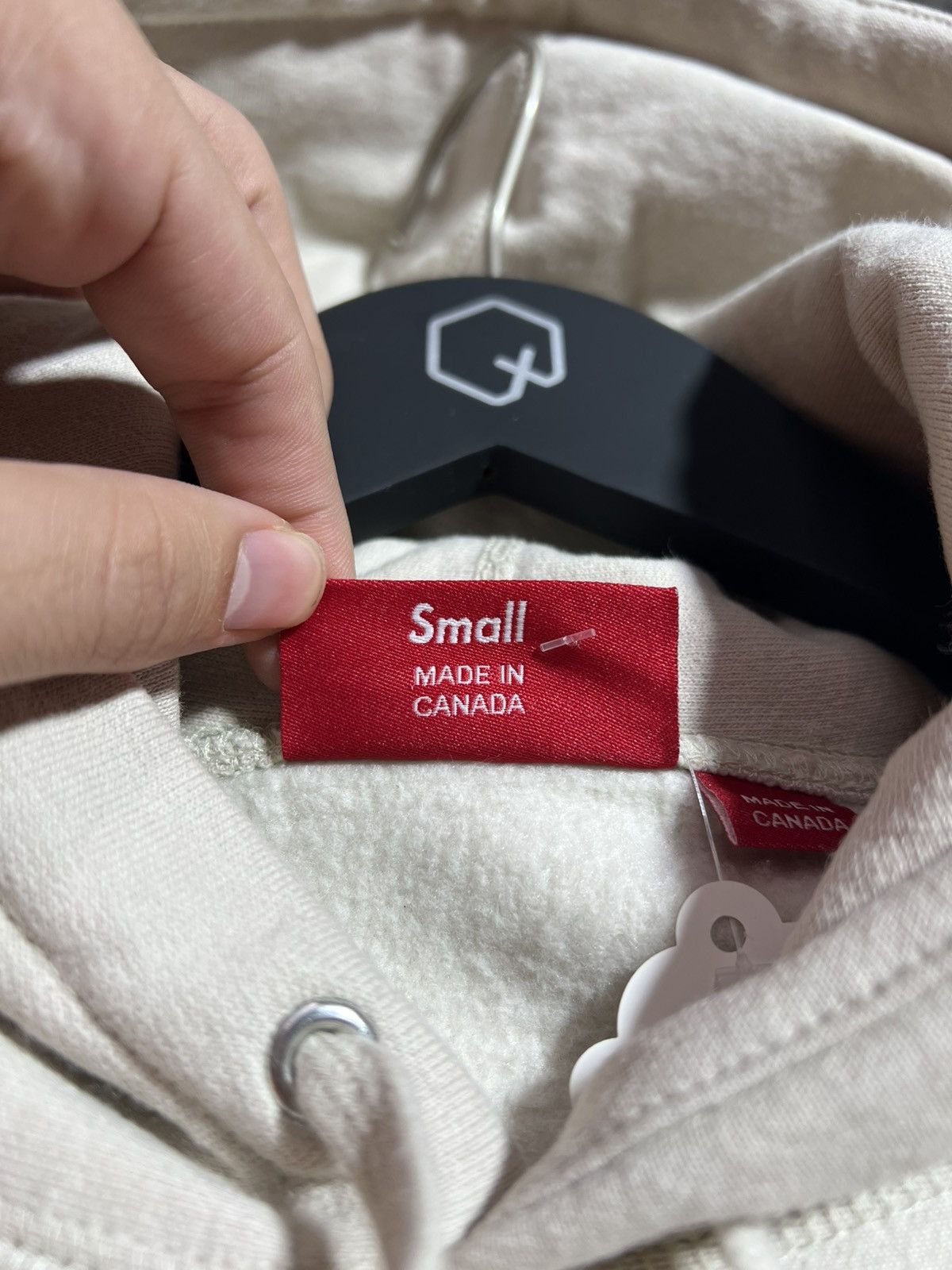 Supreme Supreme Cream Box Logo Hoodie Size US S / EU 44-46 / 1 - 4 Thumbnail