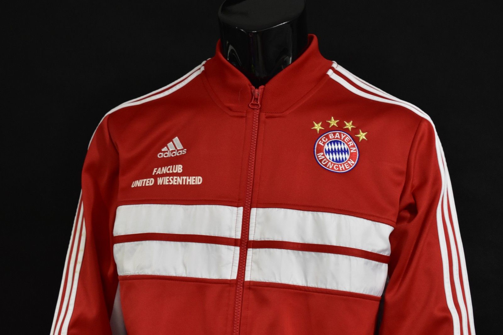 Adidas adidas Bayern München FANCLUB 2013 Jacket SIZE M (adults) Size US M / EU 48-50 / 2 - 2 Thumbnail