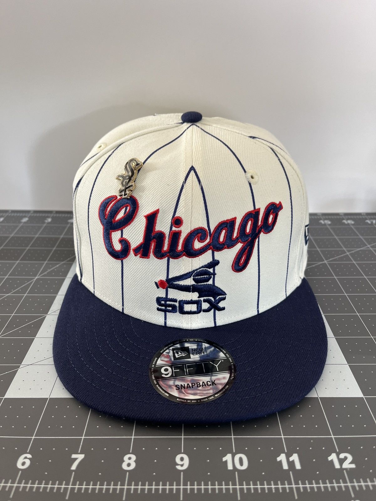 New Era Jersey Pinstripes Chicago White Sox 9fifty OSFM Snapback Size ONE SIZE - 2 Thumbnail