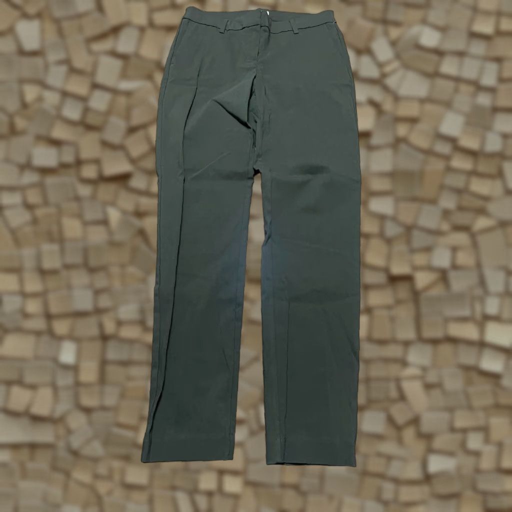Vintage Adrienne Vittadini Pants Ladies Women's Size 8 Green Chino Flat Front Straight Inseam 28 in Regular Size 30" / US 8 / IT 44 - 1 Thumbnail