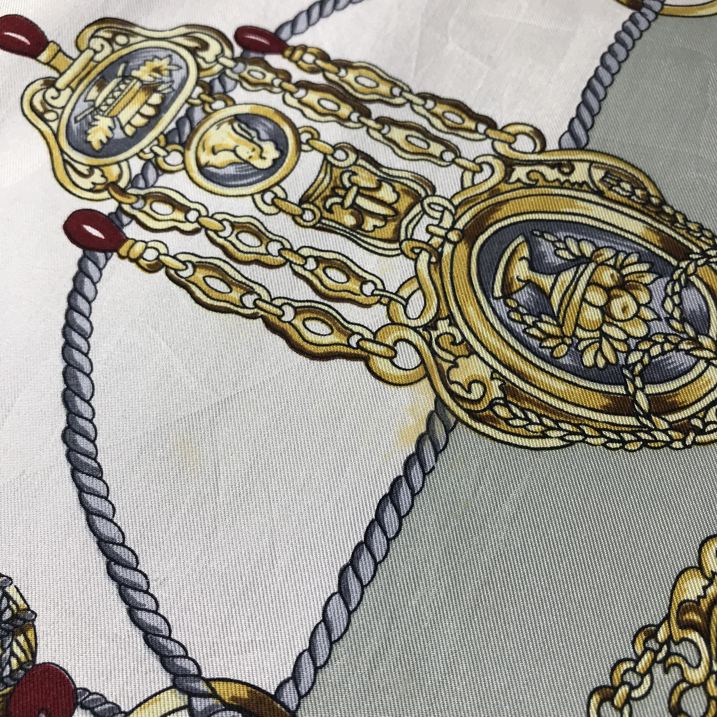 Vintage Luxury Design Vintage Silk Scarf M44 Size ONE SIZE - 8 Thumbnail