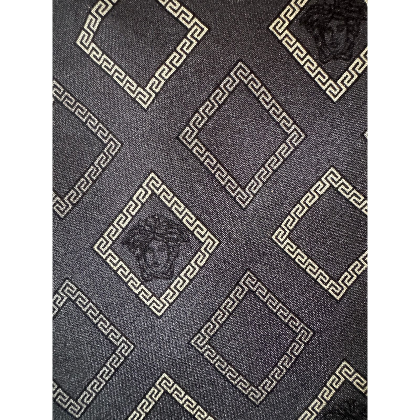 Beretta Italy Versace Beautiful Gray Men's 100% Silk Tie Size ONE SIZE - 3 Thumbnail