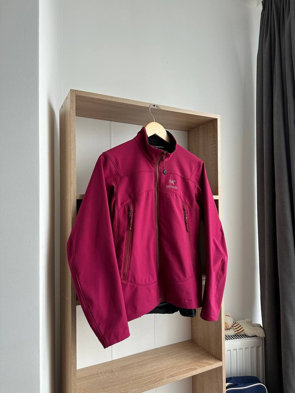 Arc'teryx × Vintage Vintage Arc’Teryx Pink Soft-Shell Outdoor Jacket Size US M / EU 48-50 / 2 - 3 Thumbnail