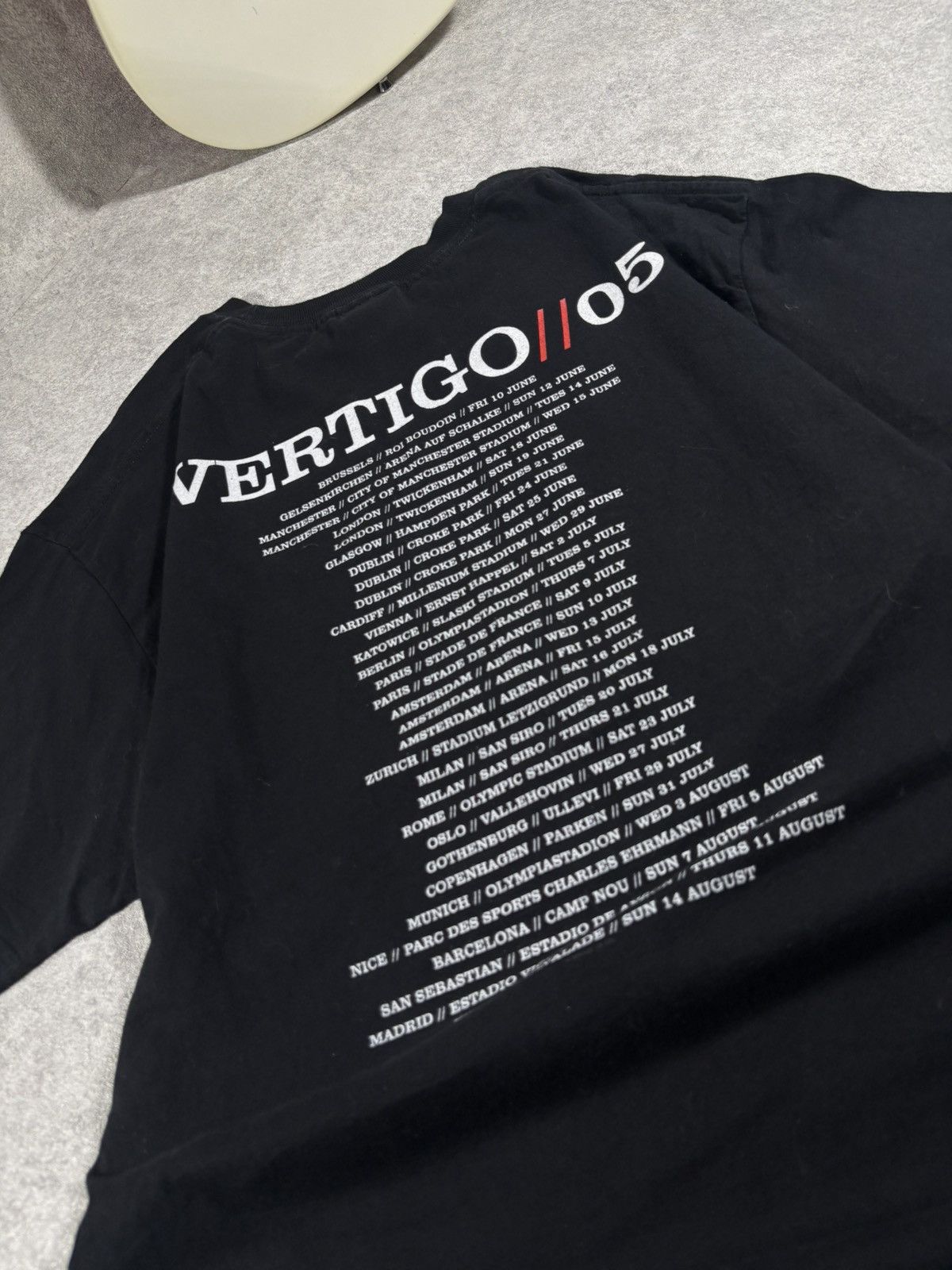 Band Tees Vertigo 2005 tour made in USA Size US XL / EU 56 / 4 - 4 Thumbnail