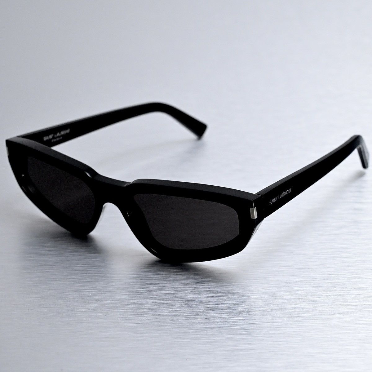 Saint Laurent Paris SAINT LAURENT SL 634 NOVA SUNGLASSES Size ONE SIZE - 2 Thumbnail